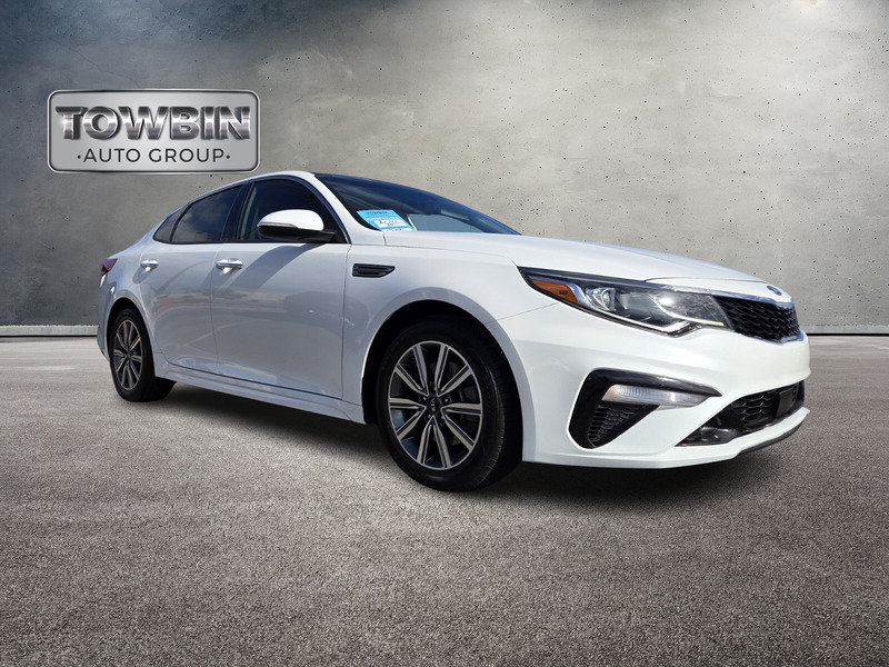 2019 Kia Optima EX photo 2
