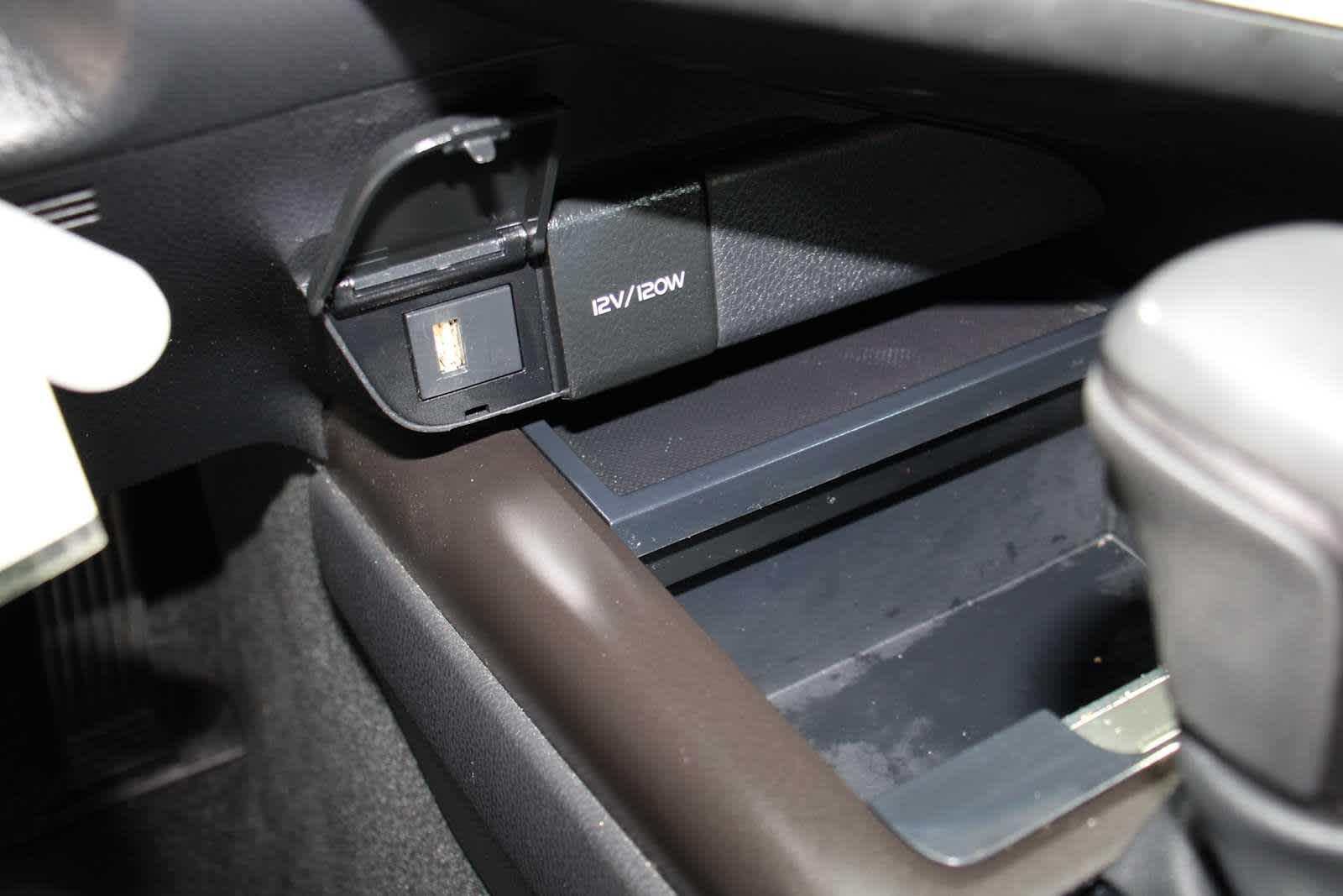 2024 Toyota Camry SE photo 30