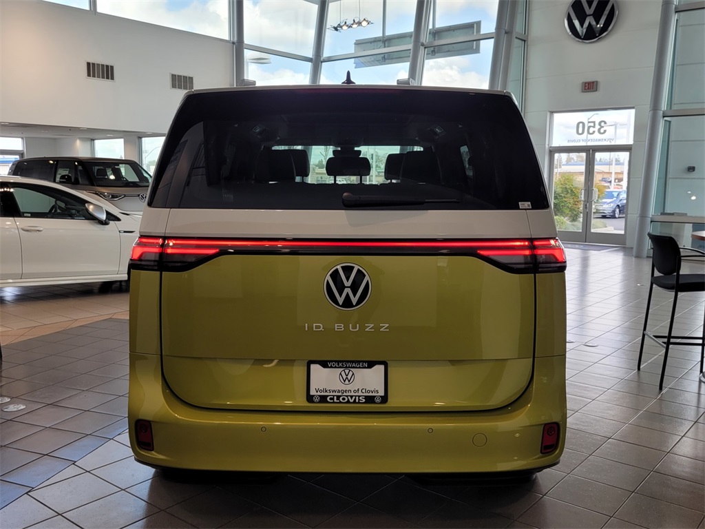2025 Volkswagen ID. Buzz photo 4