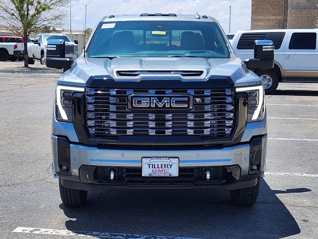 2025 Gmc Sierra 3500 HD Denali Ultimate photo 3