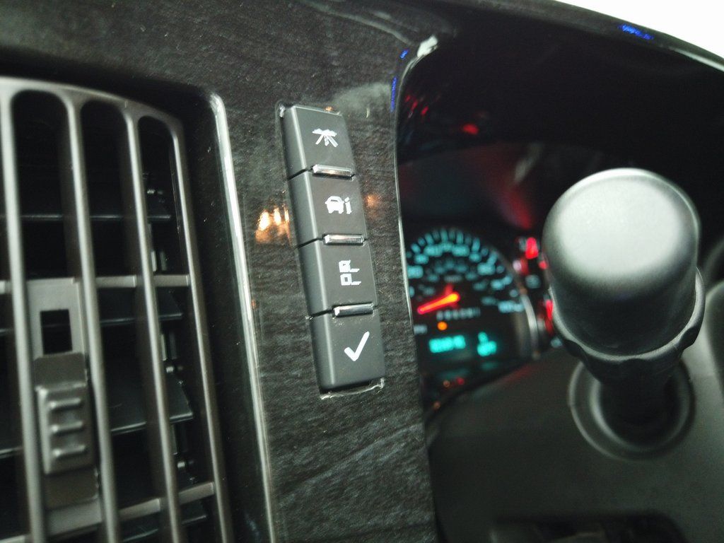 2023 Chevrolet Express photo 21
