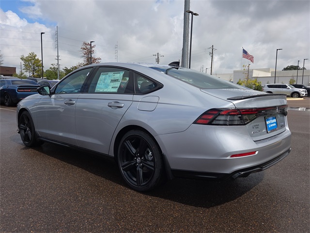 2025 Honda Accord Hybrid Sport-L photo 3