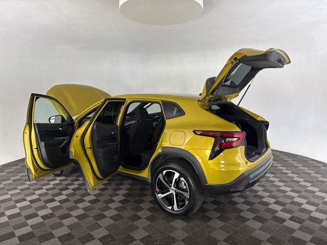 2024 Chevrolet Trax photo 14
