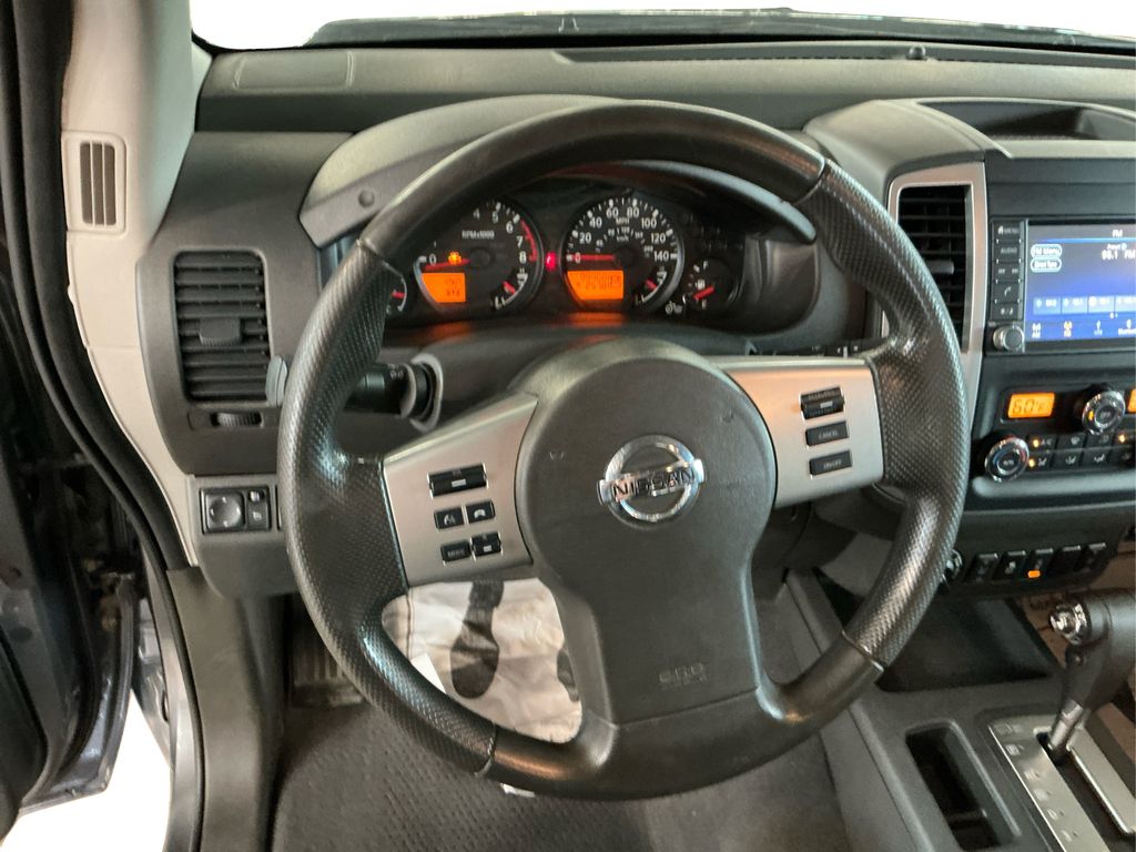 2019 Nissan Frontier SV photo 11