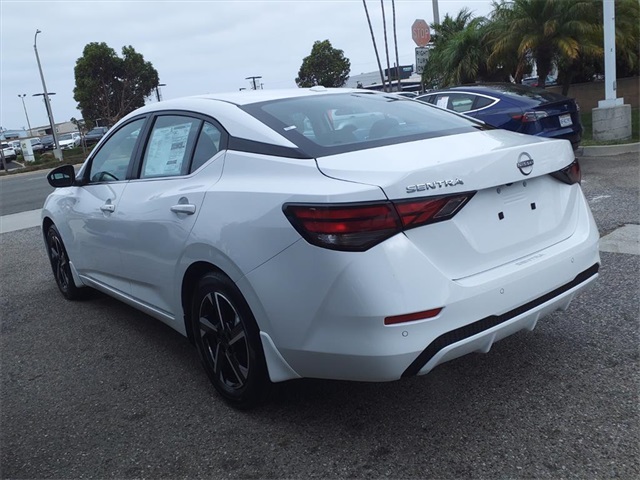 2025 Nissan Sentra SV photo 10