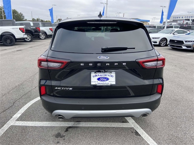 2025 Ford Escape Active photo 2