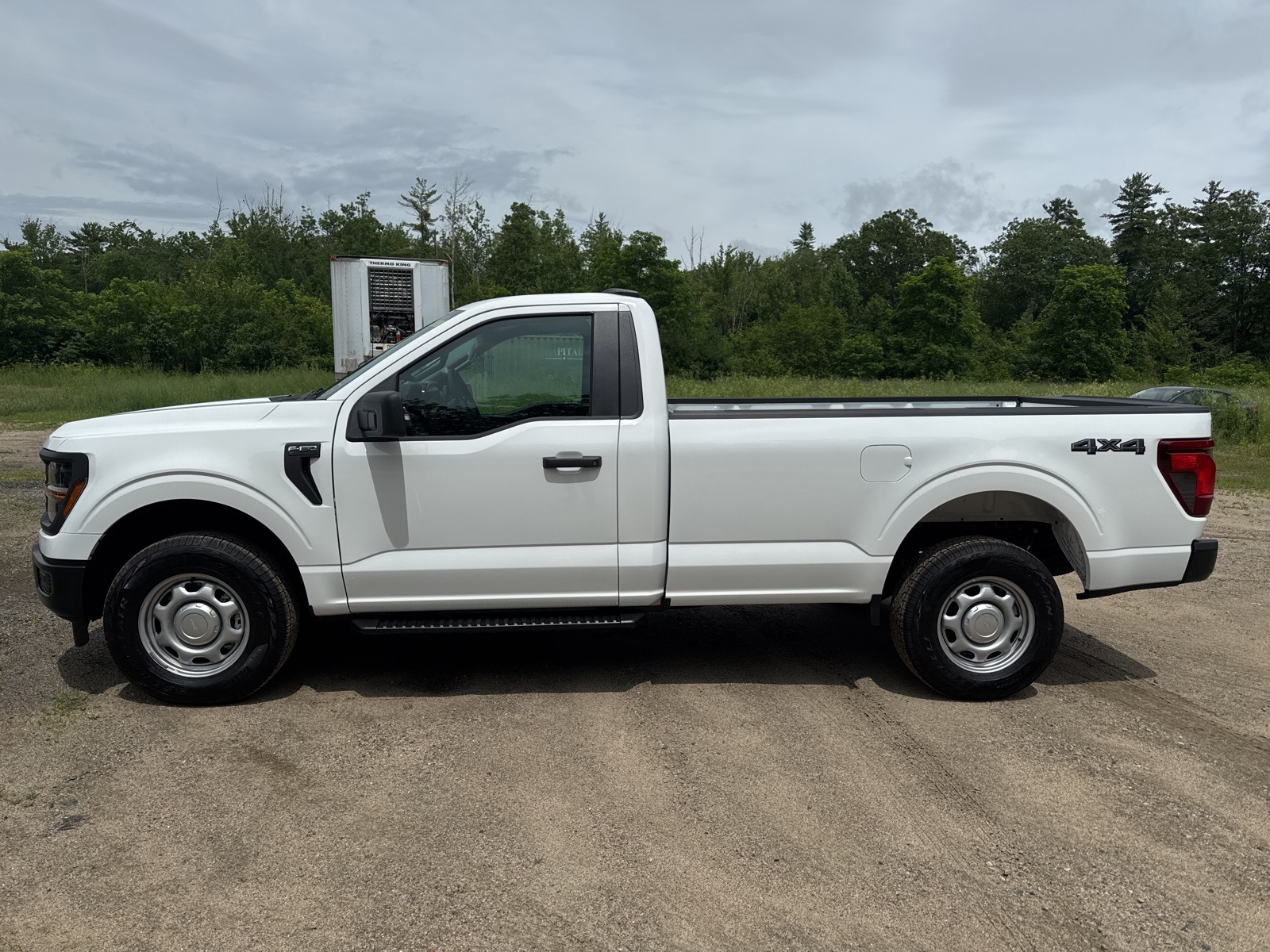 2025 Ford F-150 XL photo 4