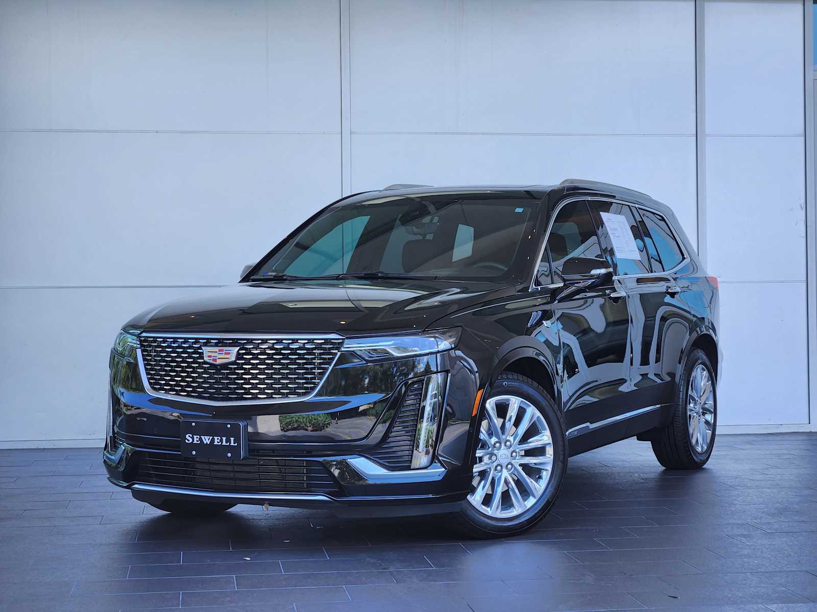 2025 Cadillac XT6 Premium Luxury's photo