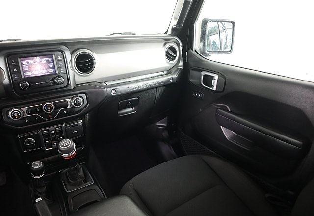2021 Jeep Wrangler Unlimited Willys photo 14