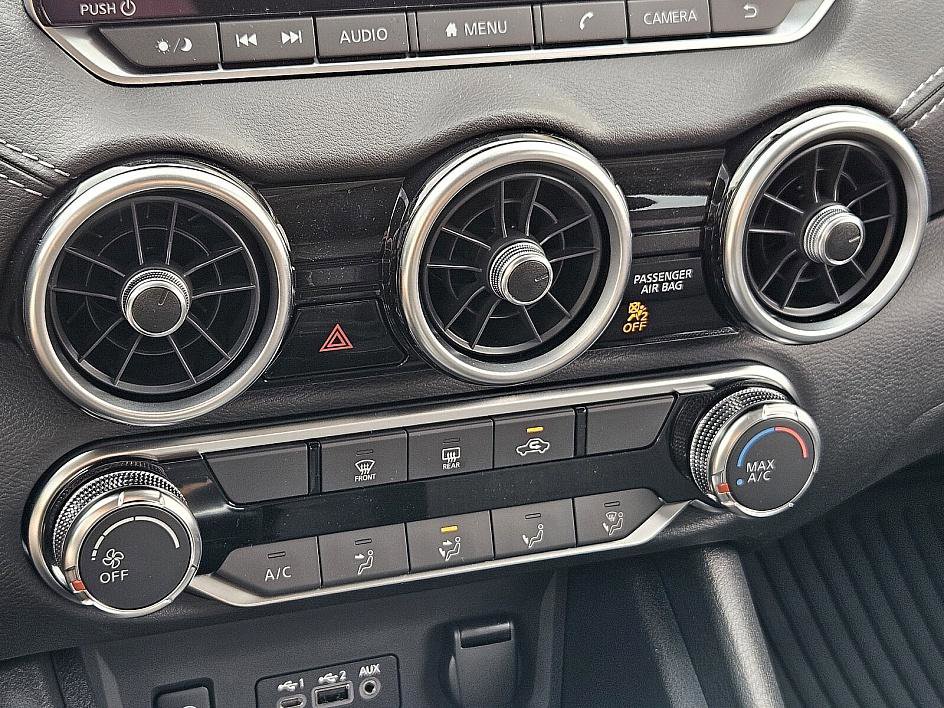 2025 Nissan Sentra SV photo 22