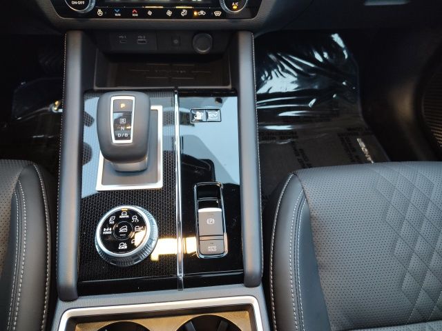 2025 Mitsubishi Outlander PHEV SEL photo 22