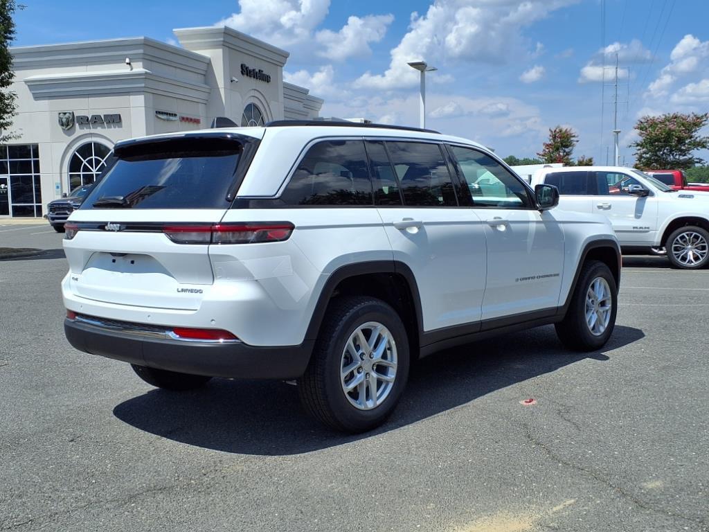 2025 Jeep Grand Cherokee Laredo X photo 19