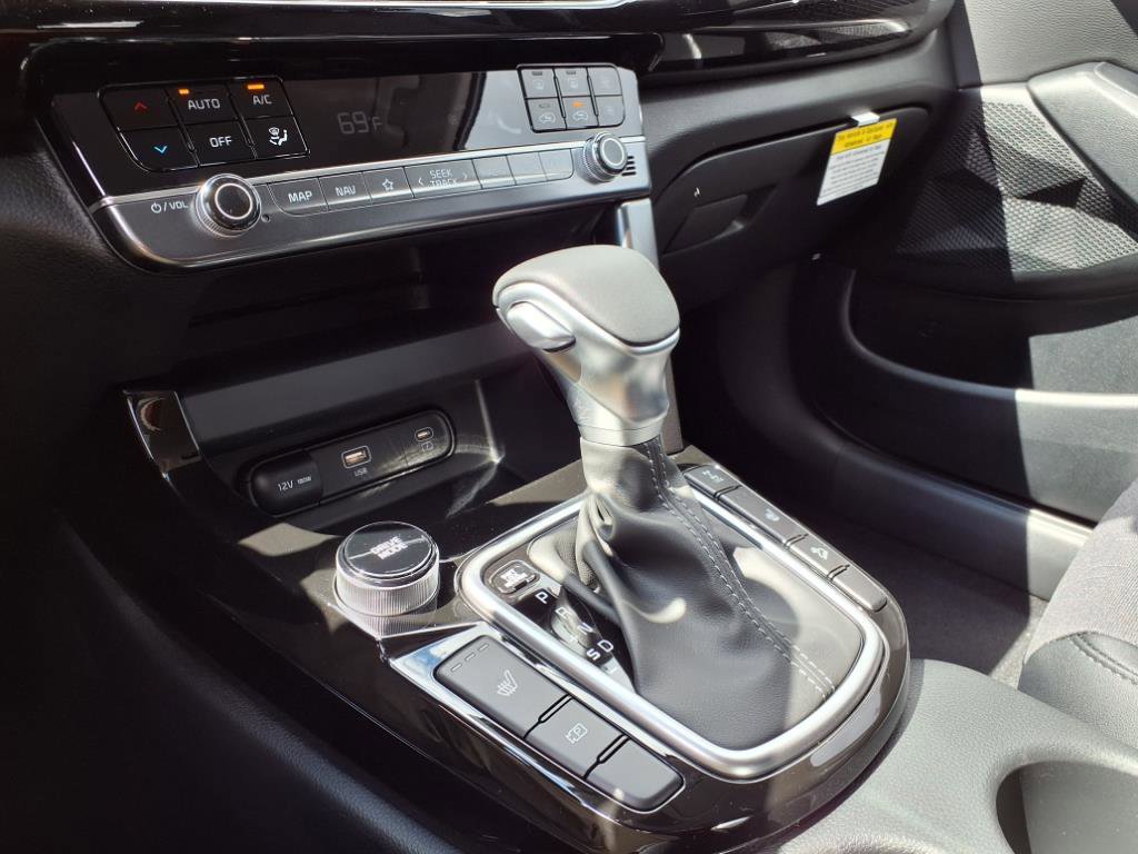 2026 Kia Seltos S photo 17
