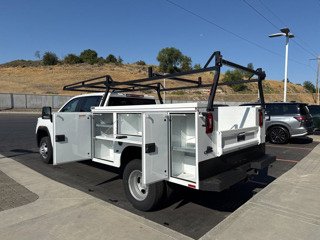 2024 Gmc Sierra 3500 HD Pro photo 8