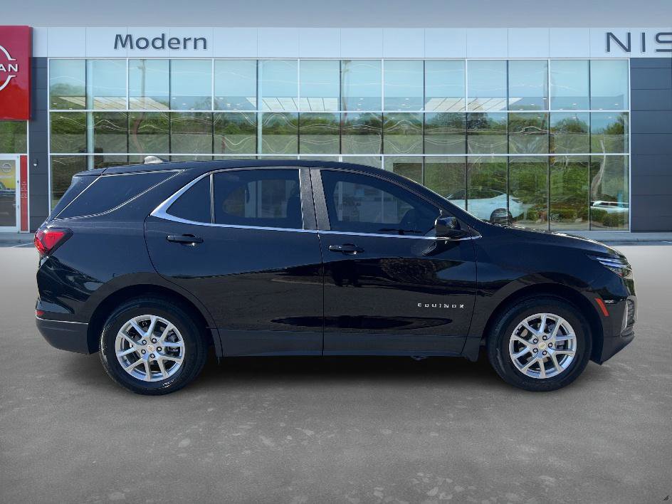 2023 Chevrolet Equinox LT photo 4