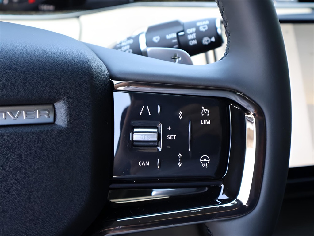 2026 Land Rover Range Rover Evoque S photo 25