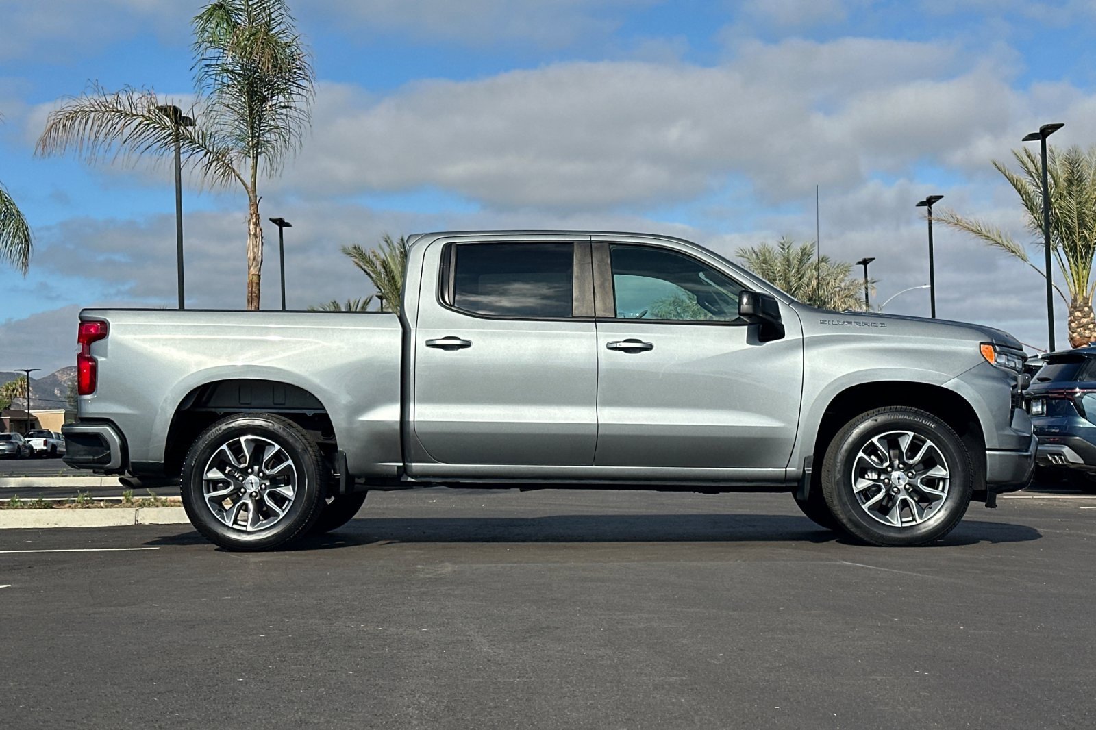 2023 Chevrolet Silverado 1500 RST photo 3