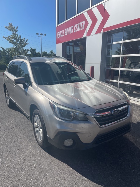 2018 Subaru Outback 2.5i Premium photo 2