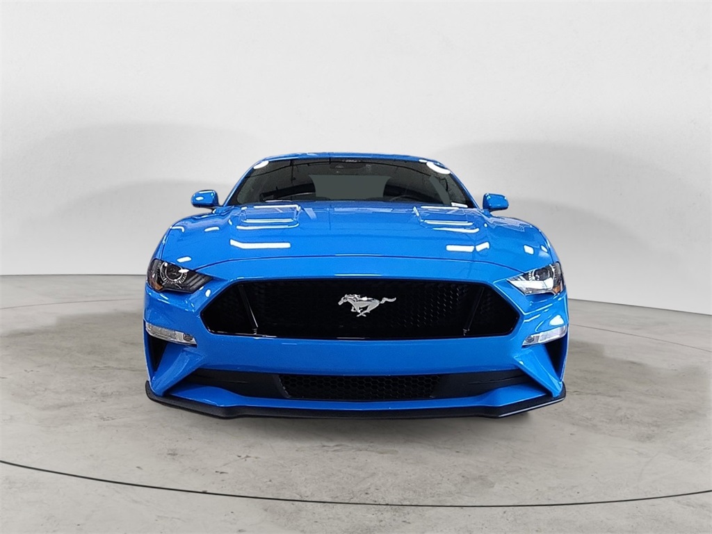 2022 Ford Mustang GT photo 2
