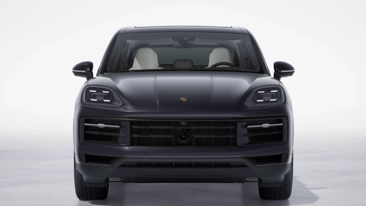 2026 Porsche Cayenne photo 7