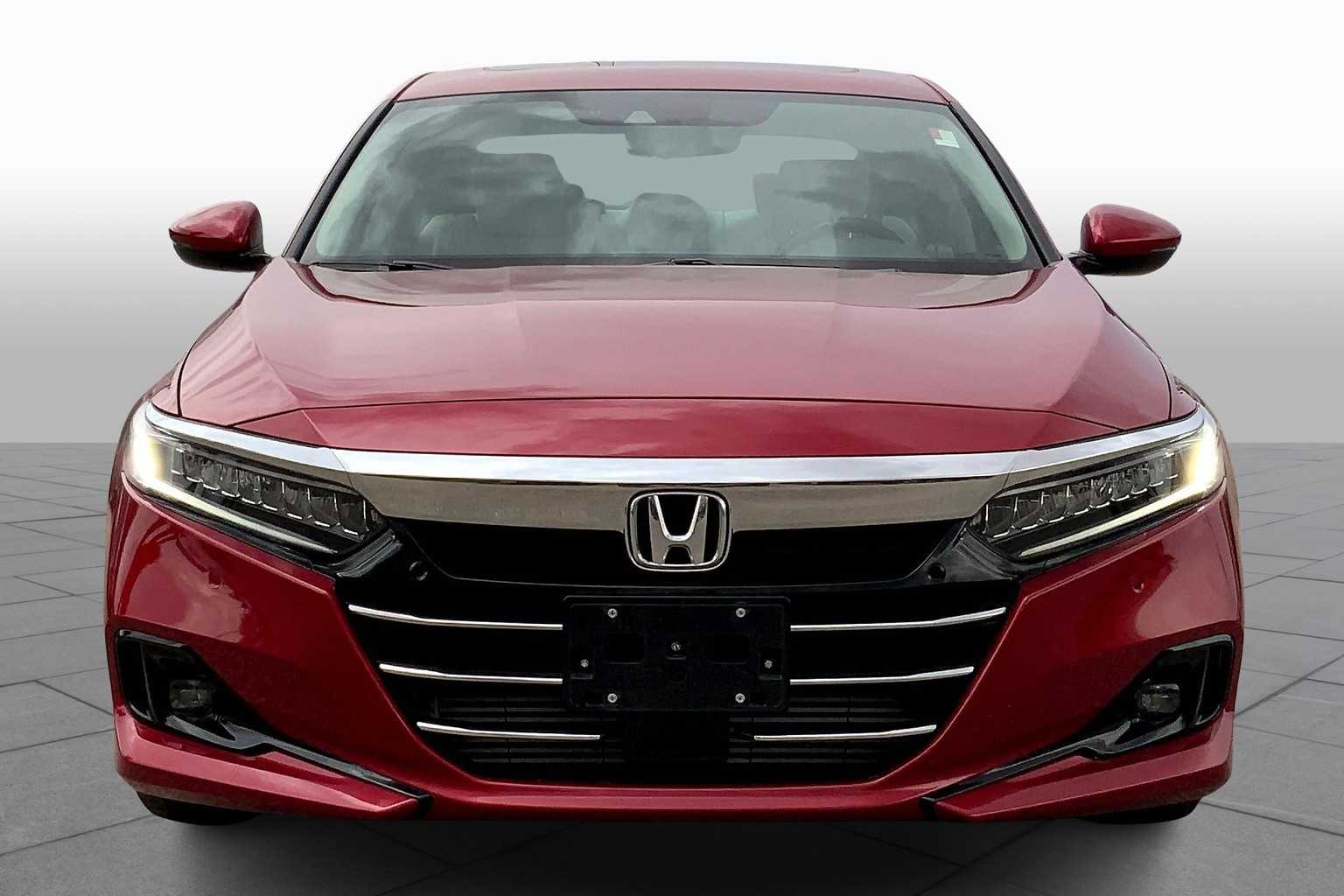 2022 Honda Accord Touring photo 3