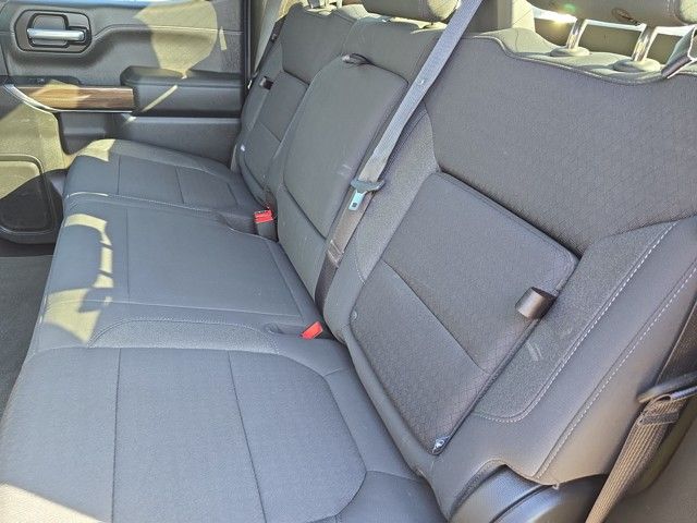 2021 Chevrolet Silverado 1500 RST photo 3