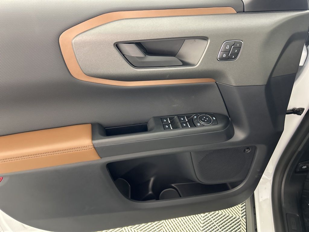 2025 Ford Bronco Sport Outer Banks photo 10