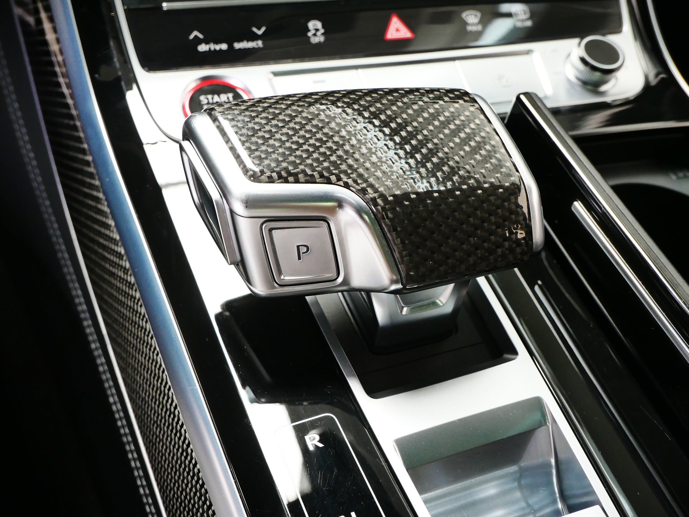 2022 Audi S8 4.0T Quattro photo 22