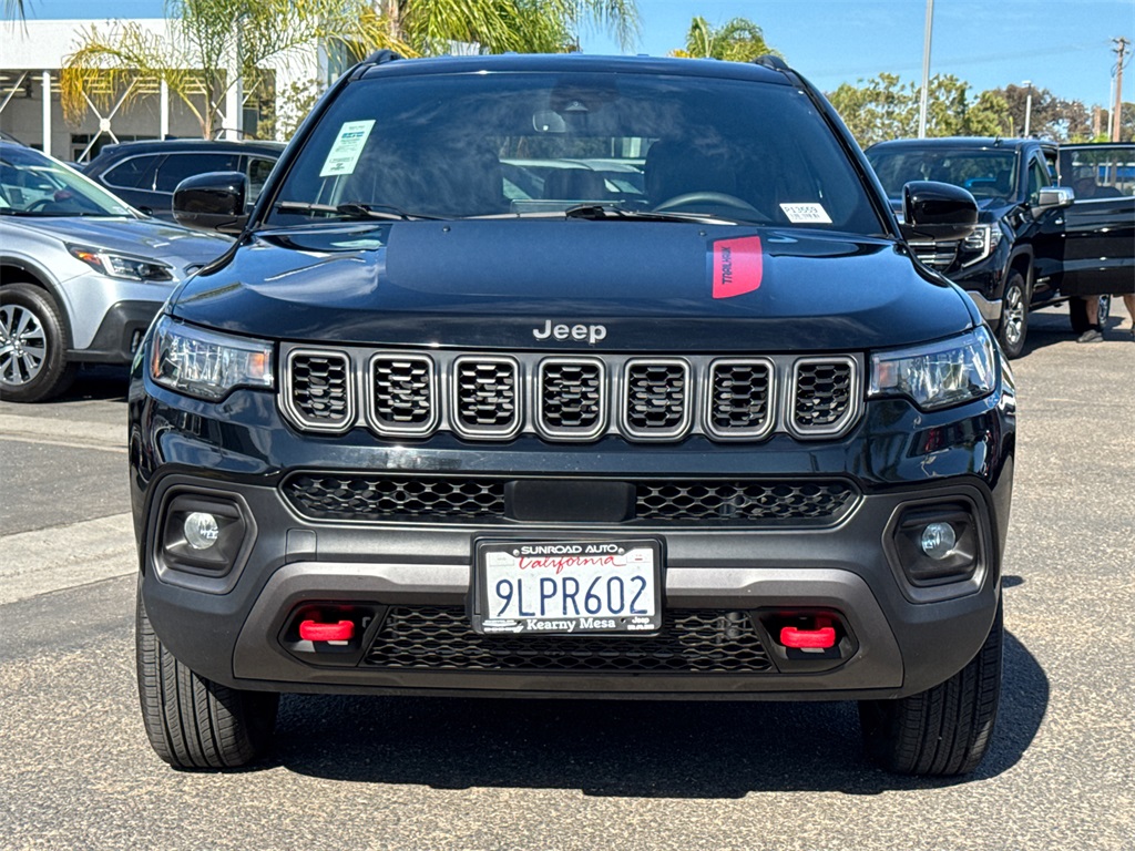 2024 Jeep Compass Trailhawk photo 4