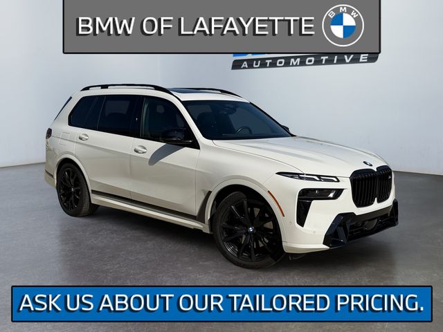 2023 BMW X7 M60i's photo