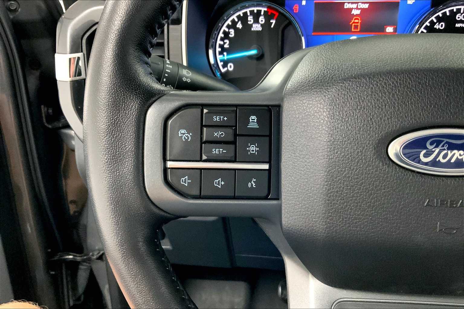 2022 Ford F-150 XLT photo 21