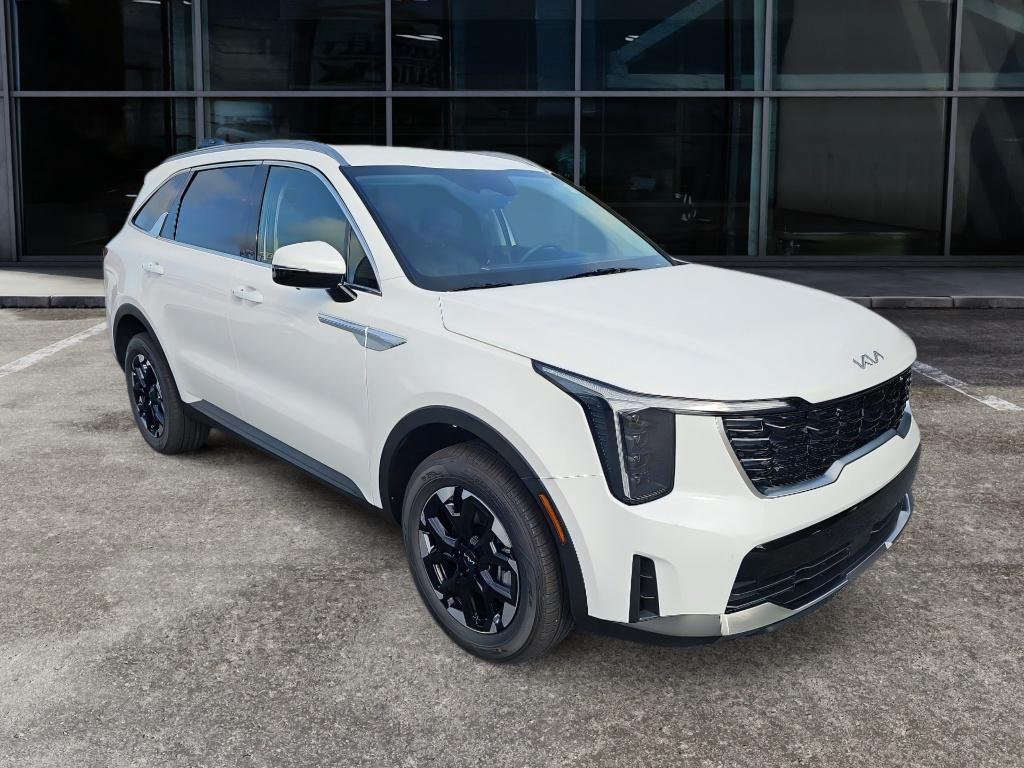 2025 Kia Sorento S photo 3