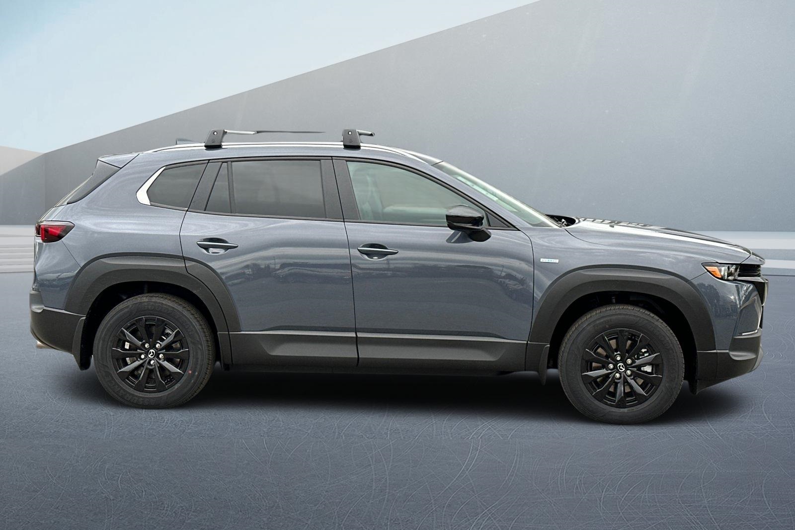 2025 Mazda CX-50 Preferred photo 2