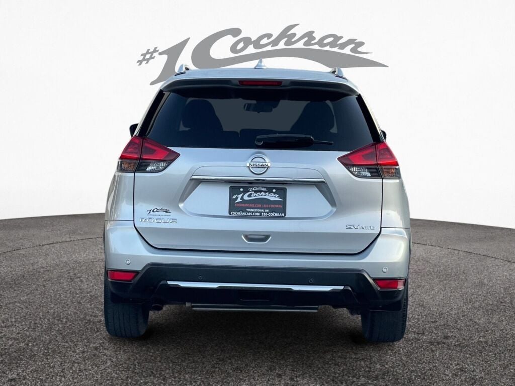 2019 Nissan Rogue SV photo 6