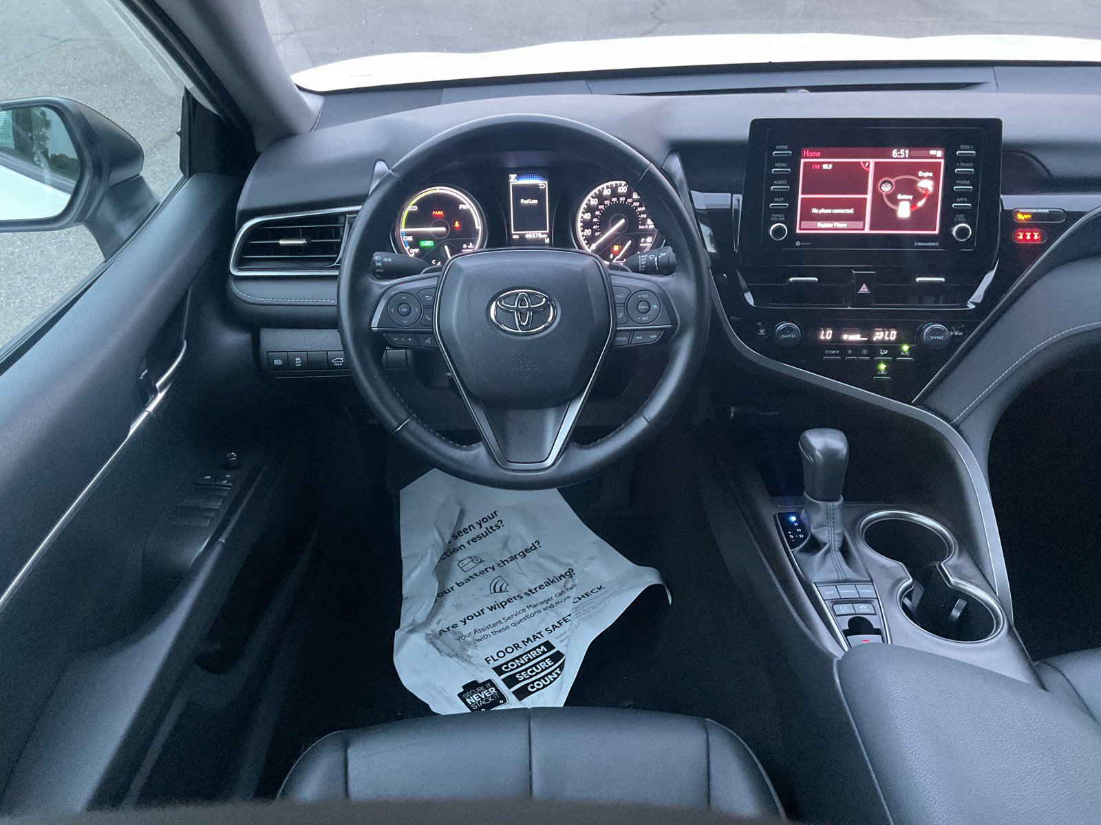 2023 Toyota Camry SE photo 27