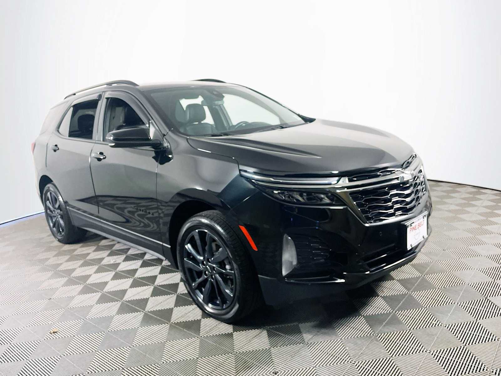 2023 Chevrolet Equinox RS photo 3