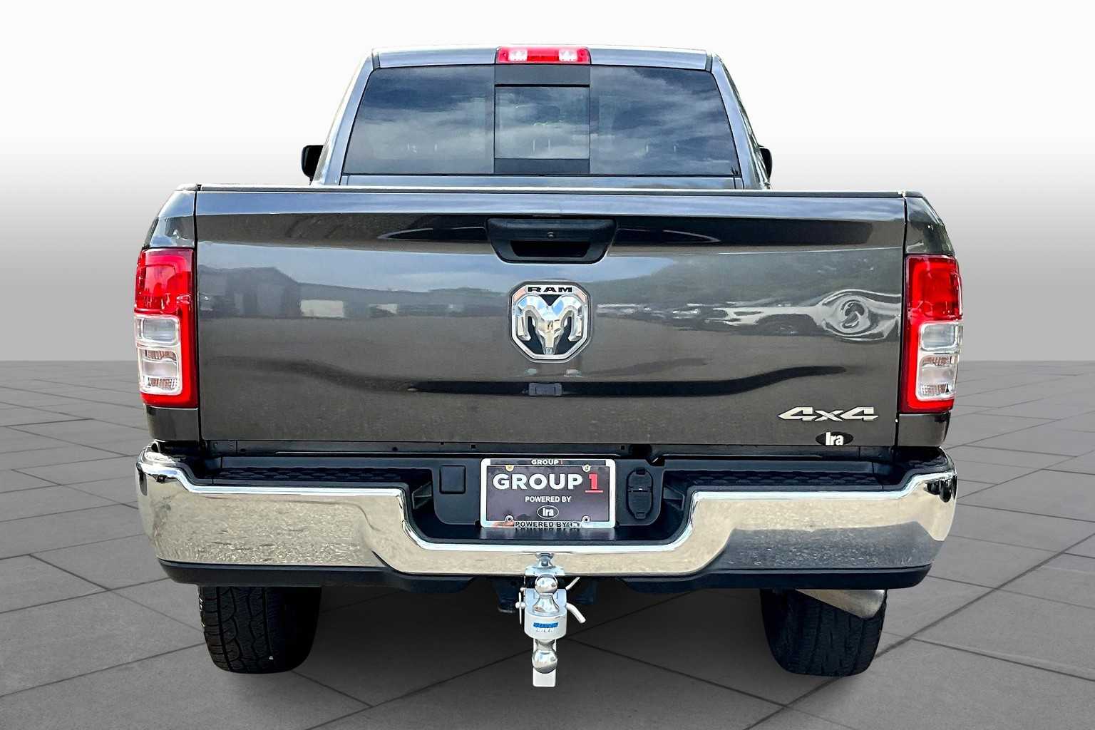 2022 Ram 2500 Tradesman photo 4