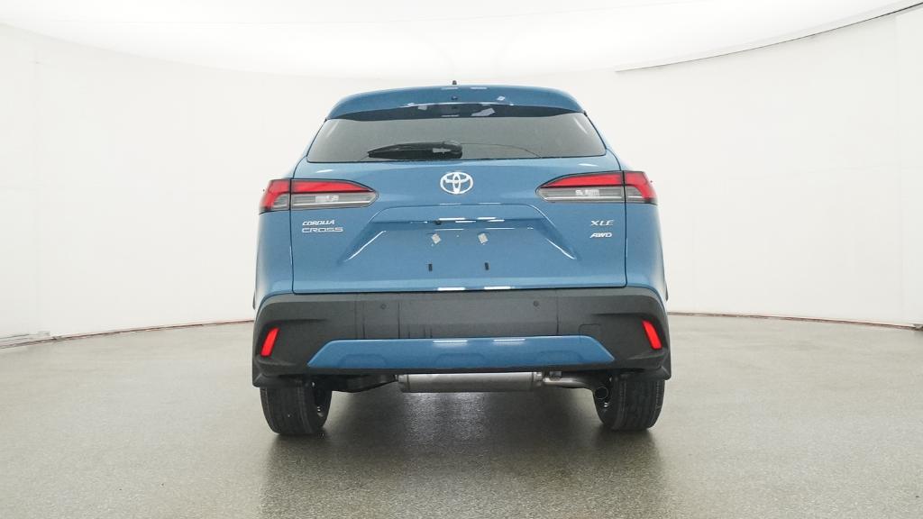 2026 Toyota Corolla Cross XLE photo 17