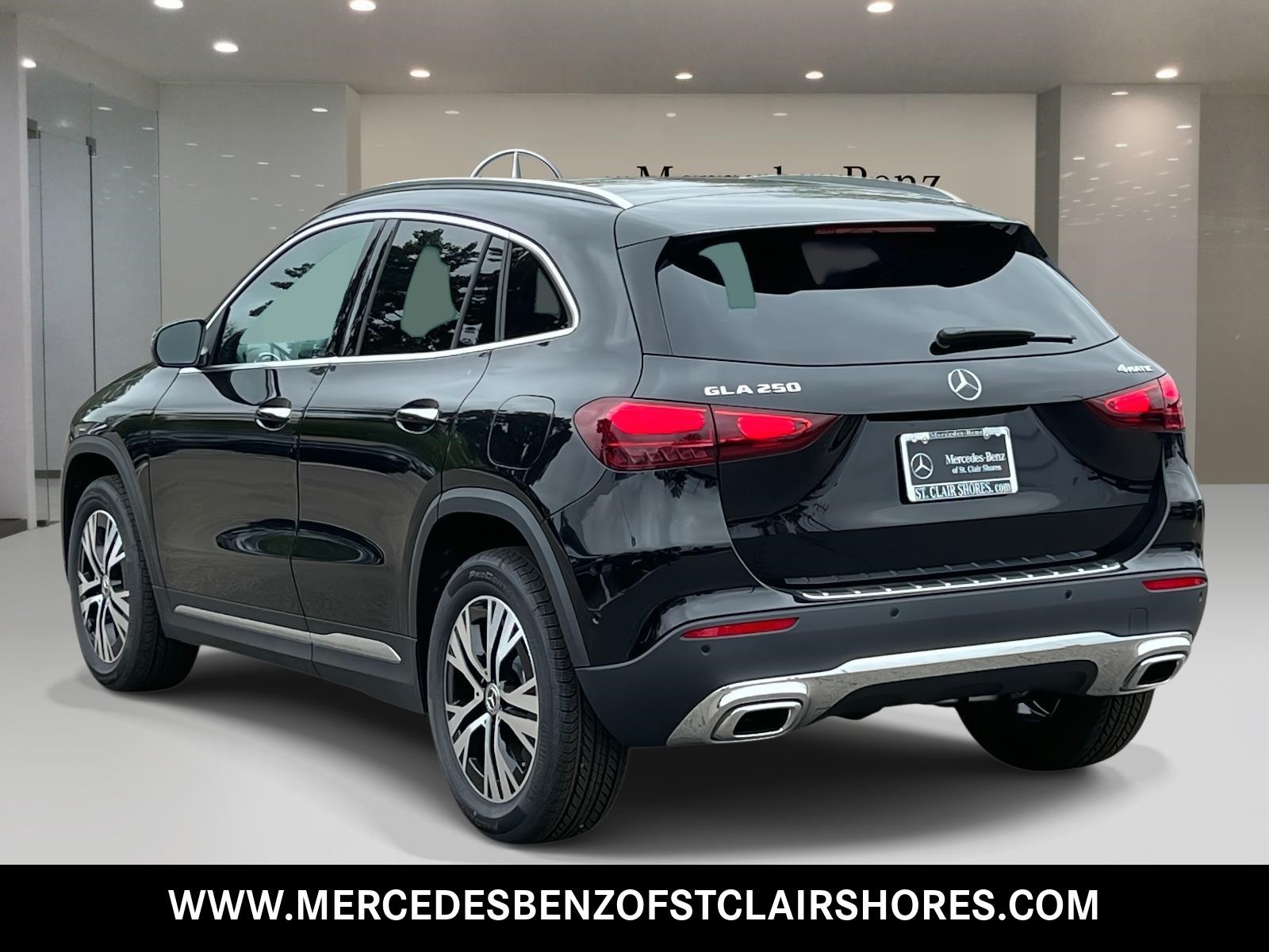 2026 Mercedes Benz GLA 250 4MATIC photo 2
