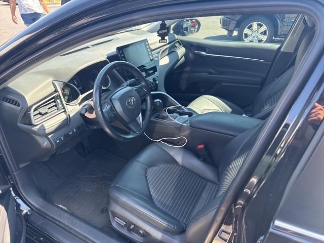 2023 Toyota Camry SE photo 5