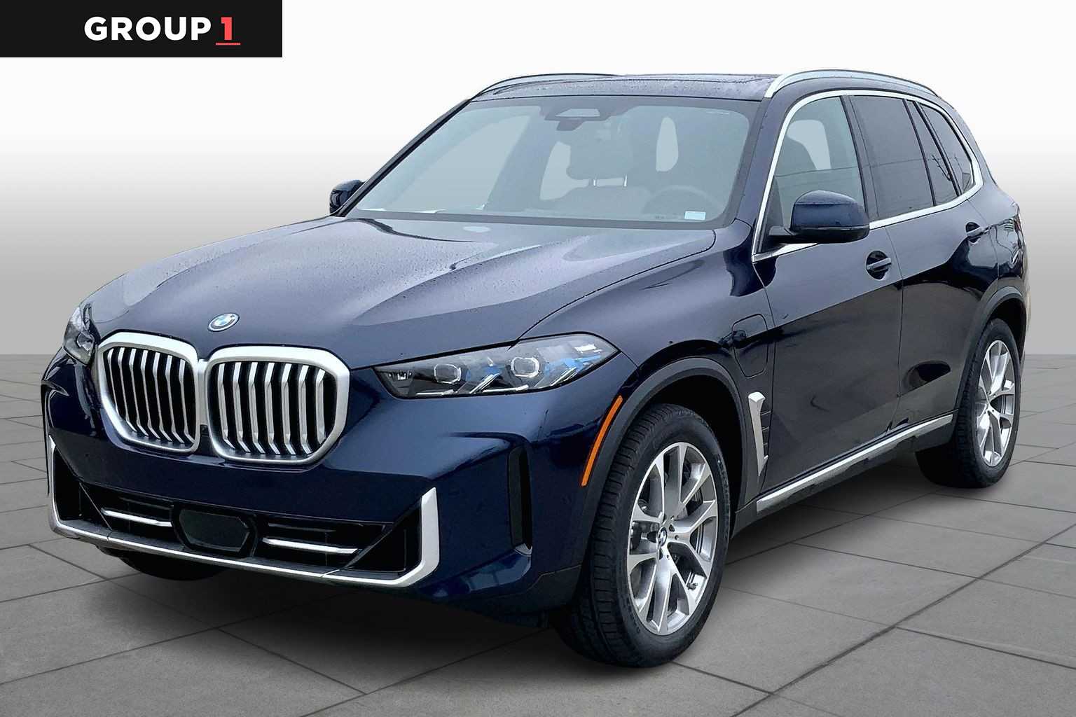 2026 BMW X5 50e's photo