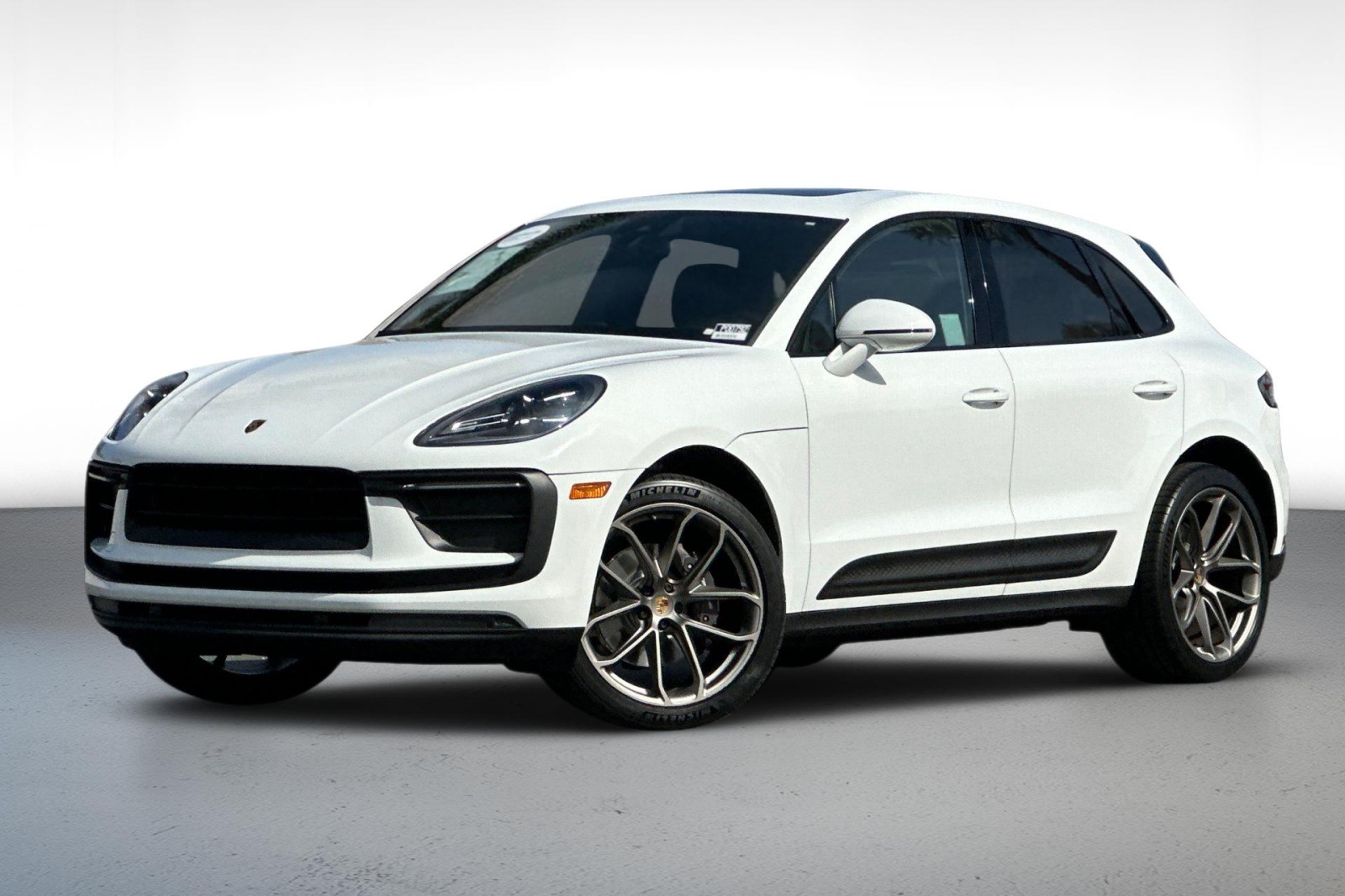2022 Porsche Macan