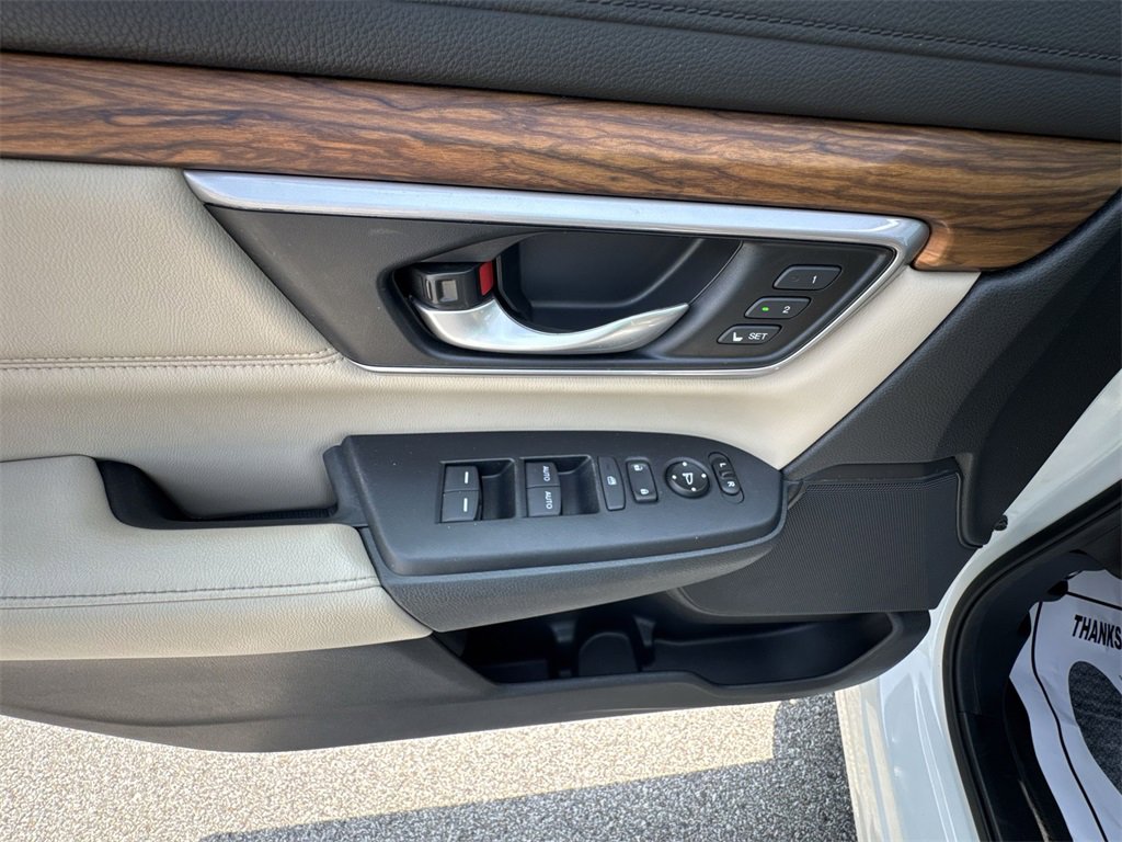 2017 Honda CR-V EX-L photo 15