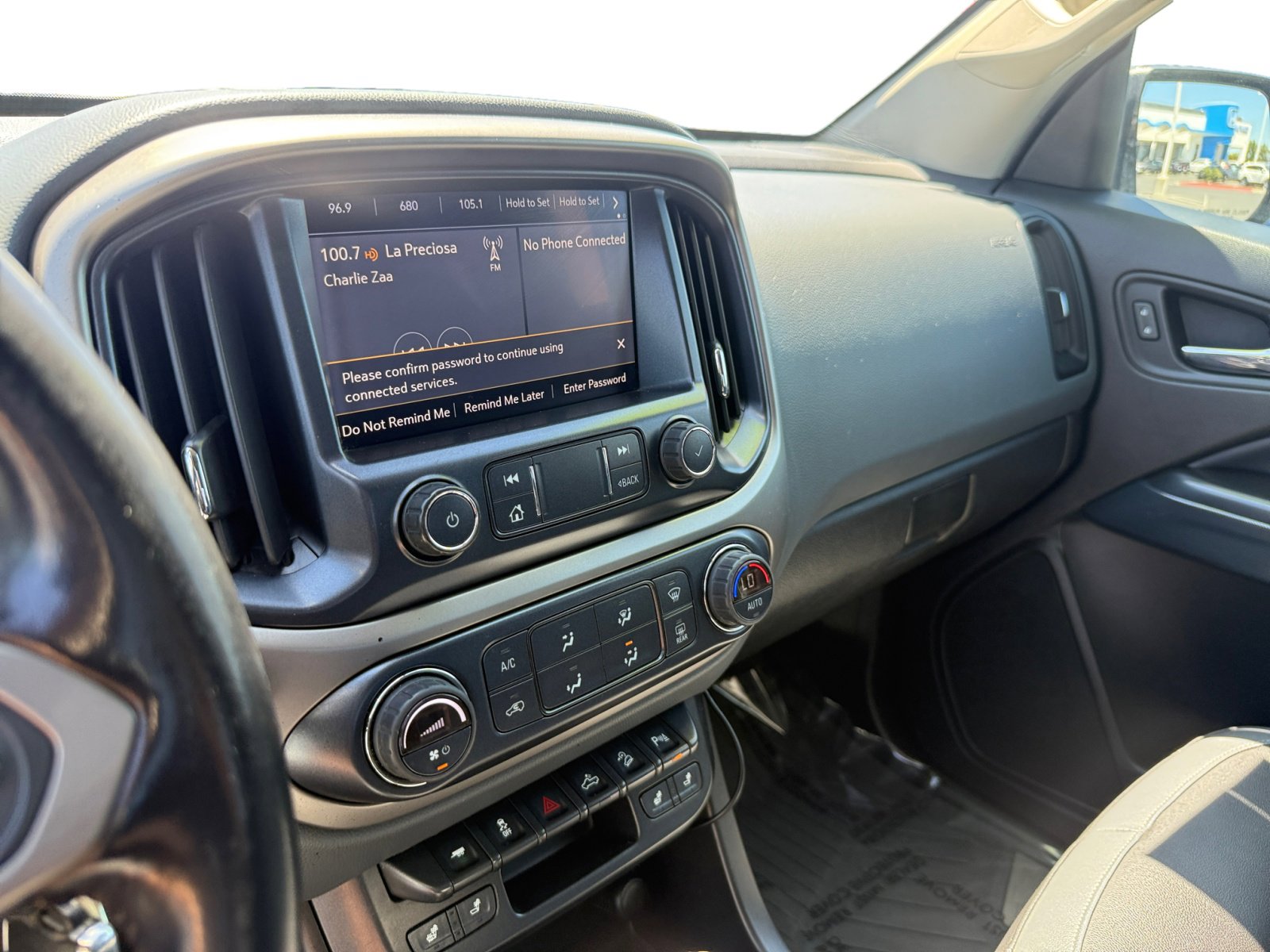 2019 Chevrolet Colorado Z71 photo 12