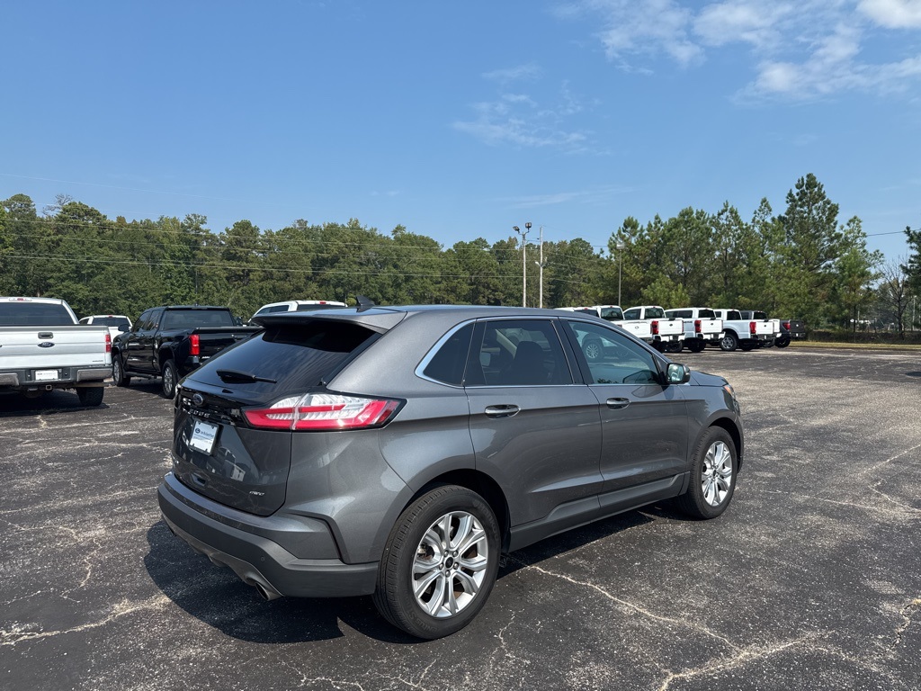 2024 Ford Edge Titanium photo 13