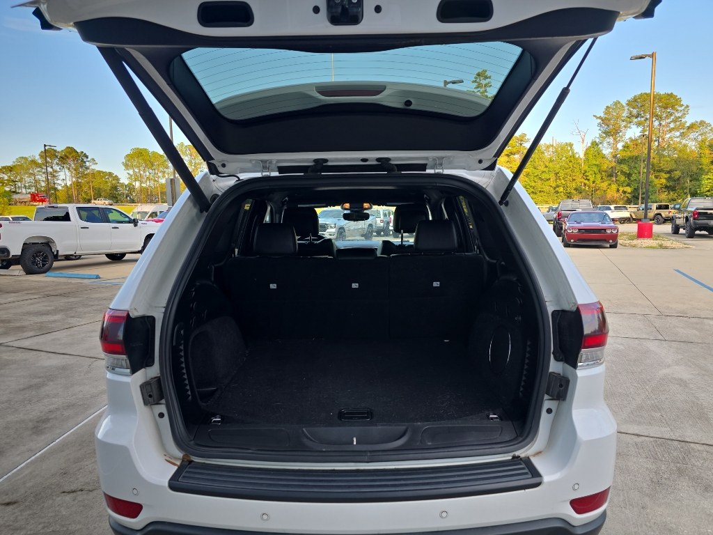 2020 Jeep Grand Cherokee Laredo E photo 7