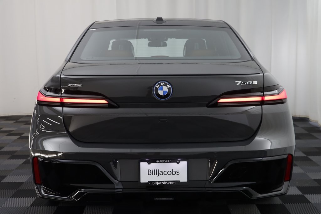 2026 Bmw 750e 750e xDrive photo 18