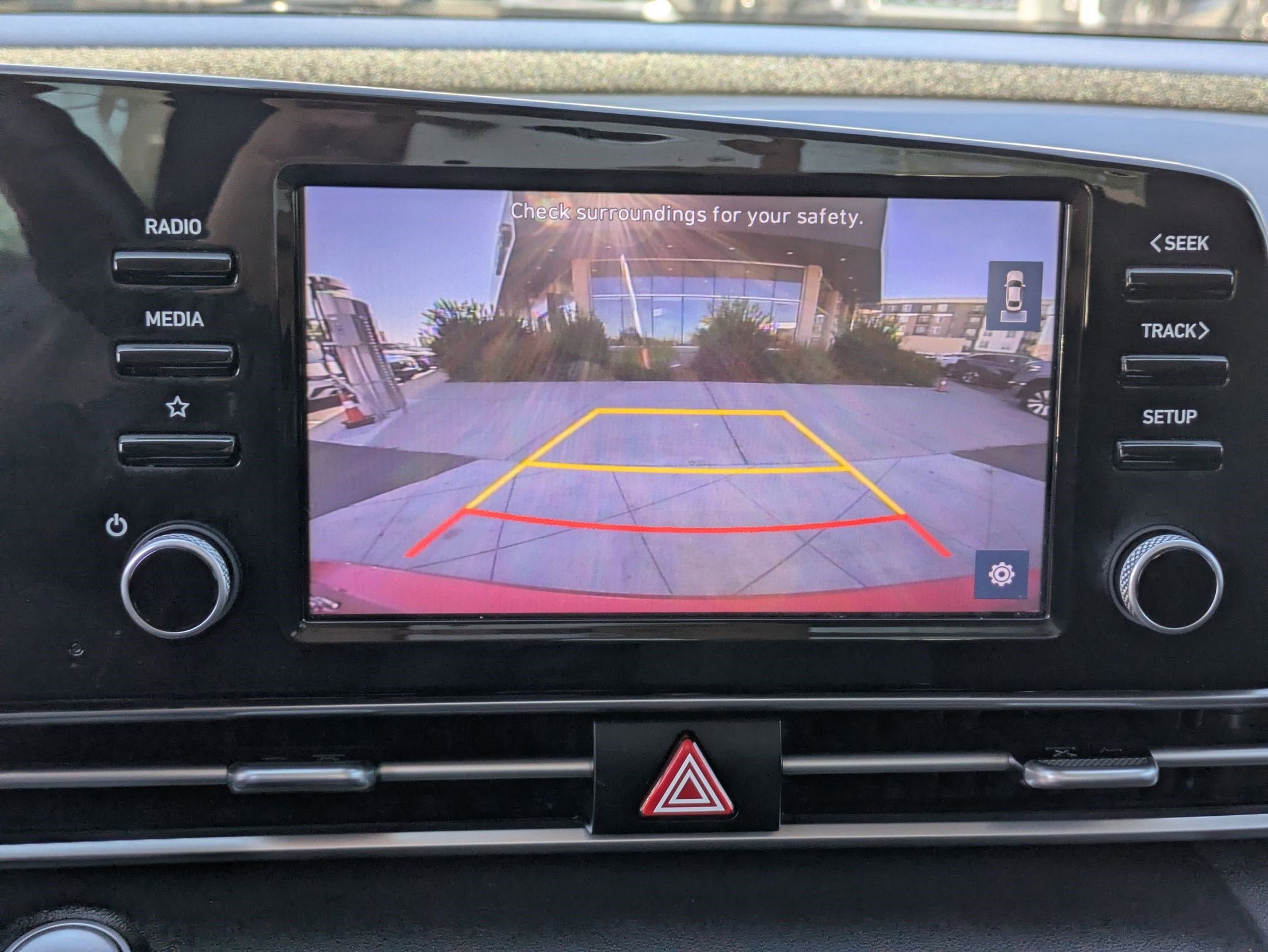 2022 Hyundai Elantra SEL Convenience photo 19