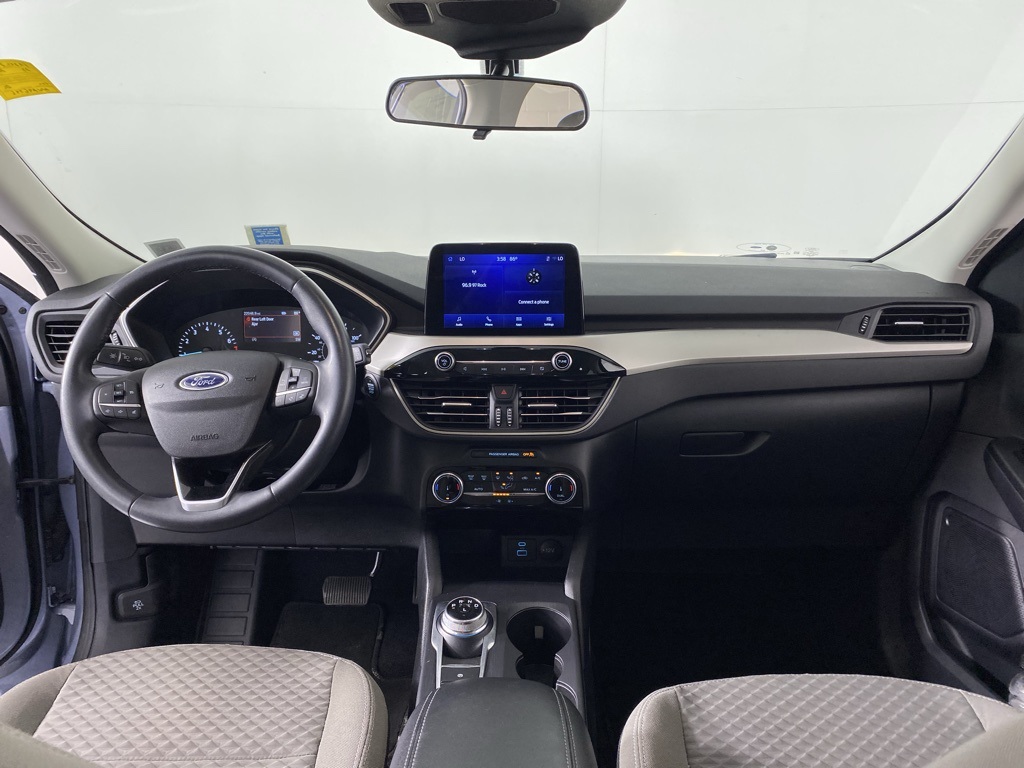 2022 Ford Escape SE photo 3