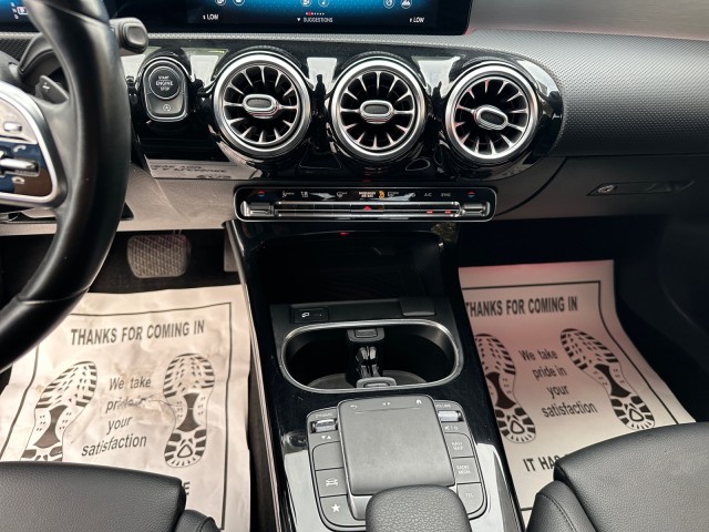 2021 Mercedes Benz A 220 4MATIC photo 11